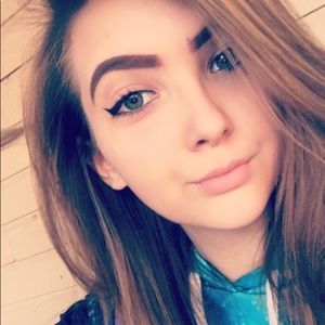 Meet your Posher, Lindsey